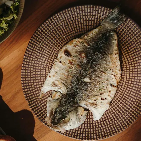 Sabatic Hotel, Autograph Collection 锡切斯