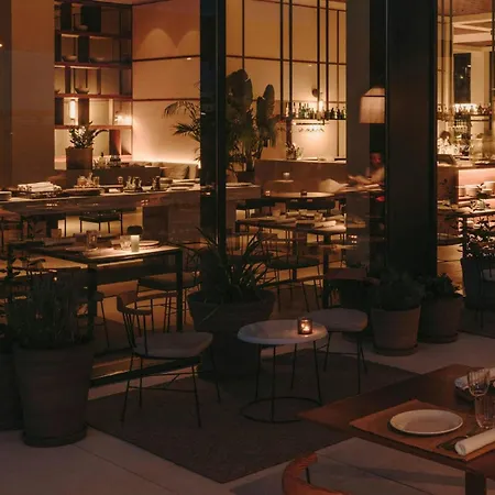 Sabatic Hotel, Autograph Collection 酒店 锡切斯