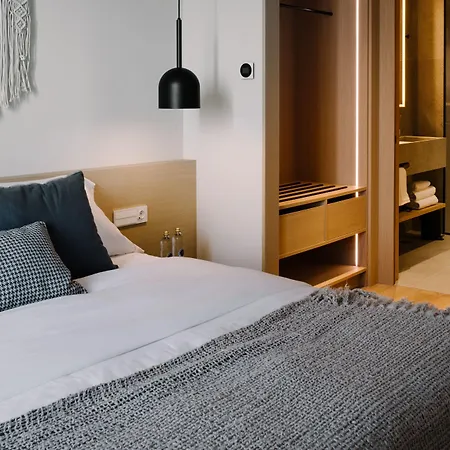 Sabatic Hotel, Autograph Collection 4* Σίτζες